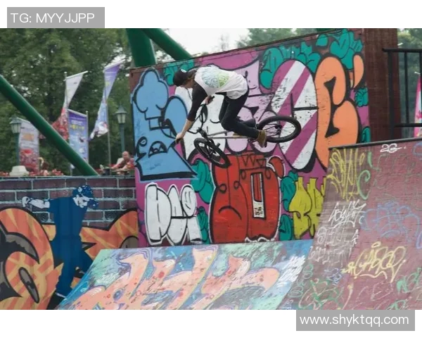 成都滑板队在世界街舞大赛中的拼搏历程与荣耀时刻全景回顾