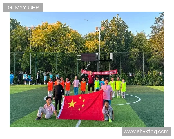 杭州足球队灵活性变革引发热议探索新战术与团队协作的未来发展